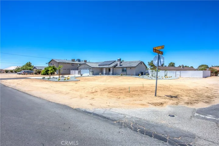 20947 Verde Drive, Apple Valley, California 92308