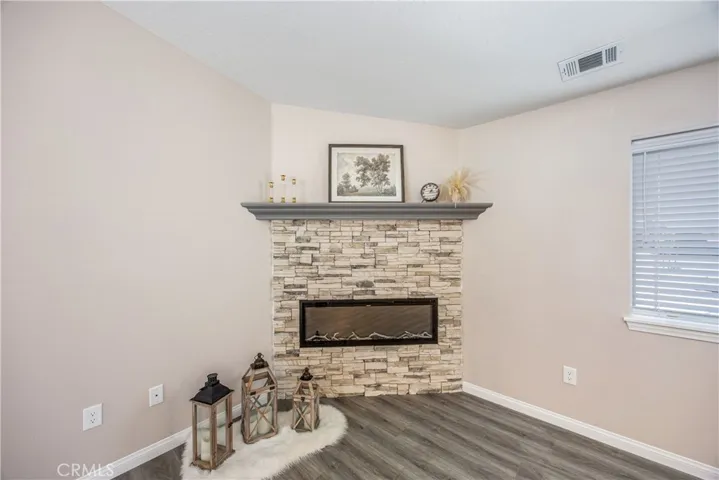 20947 Verde Drive, Apple Valley, California 92308