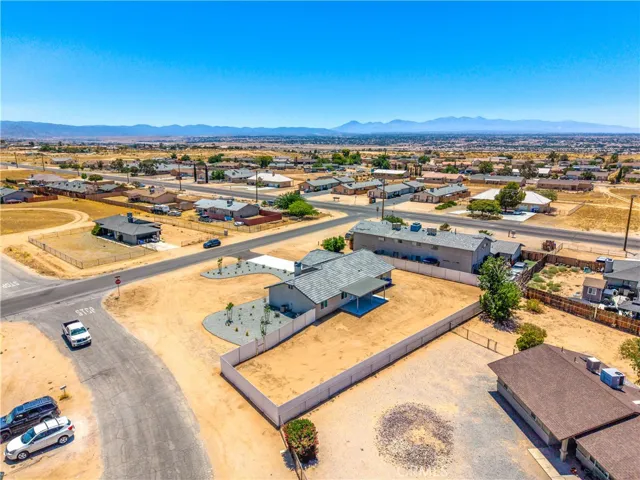 20947 Verde Drive, Apple Valley, California 92308