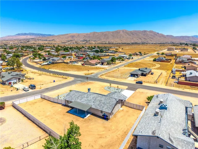 20947 Verde Drive, Apple Valley, California 92308