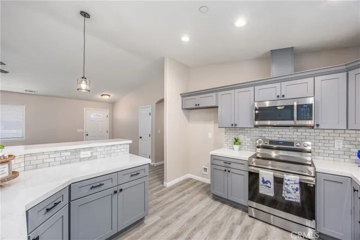 20947 Verde Drive, Apple Valley, California 92308