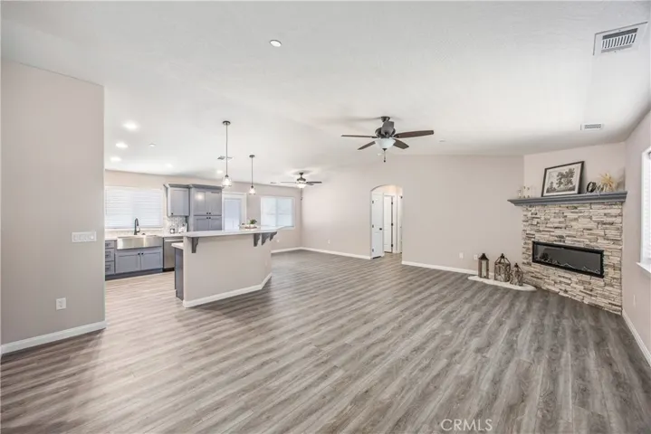 20947 Verde Drive, Apple Valley, California 92308
