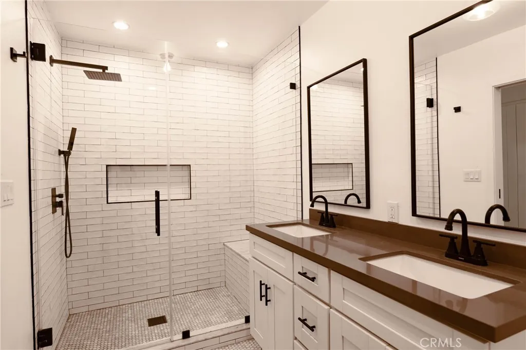 Bathroom in Hallway