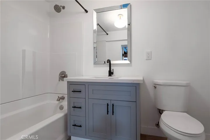 2nd Unit Bathroom