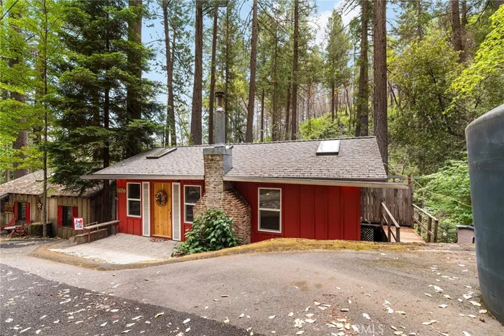 15 Toyon Trail, Berry Creek, California 95916