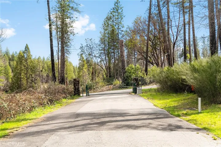 15 Toyon Trail, Berry Creek, California 95916