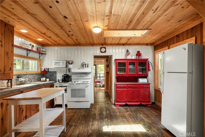 15 Toyon Trail, Berry Creek, California 95916