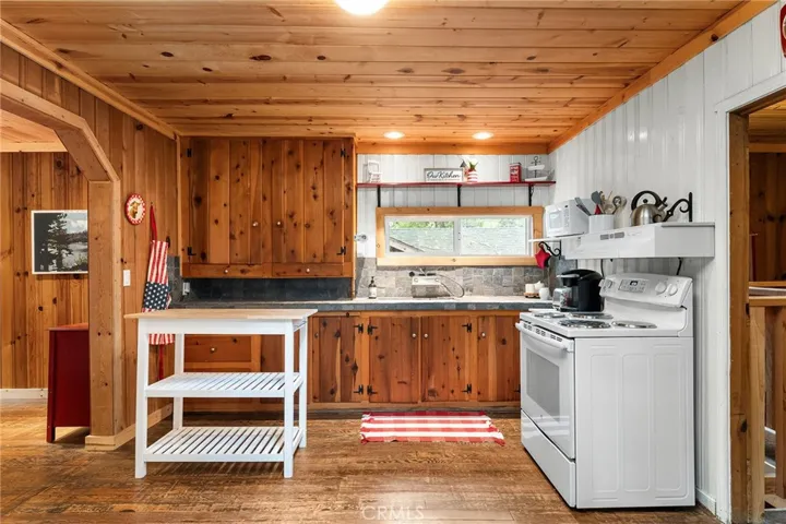 15 Toyon Trail, Berry Creek, California 95916