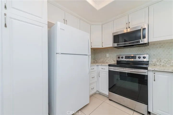 333 Stanford Court 30, Irvine, California 92612