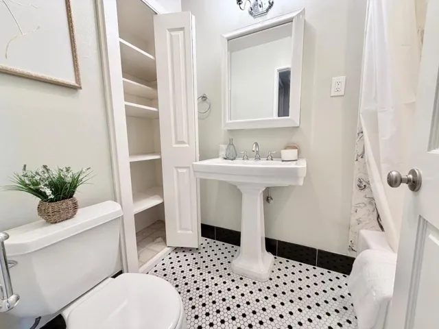 1531 Marina Court B, San Mateo, California 94403