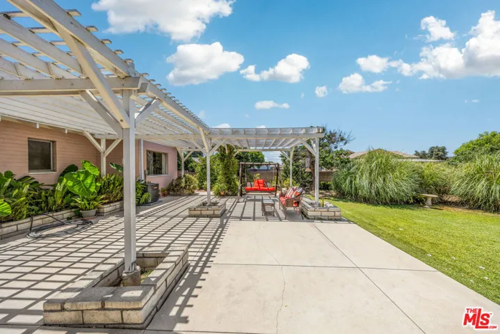 635 Ramona Avenue, La Verne, California 91750