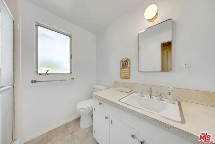 635 Ramona Avenue, La Verne, California 91750