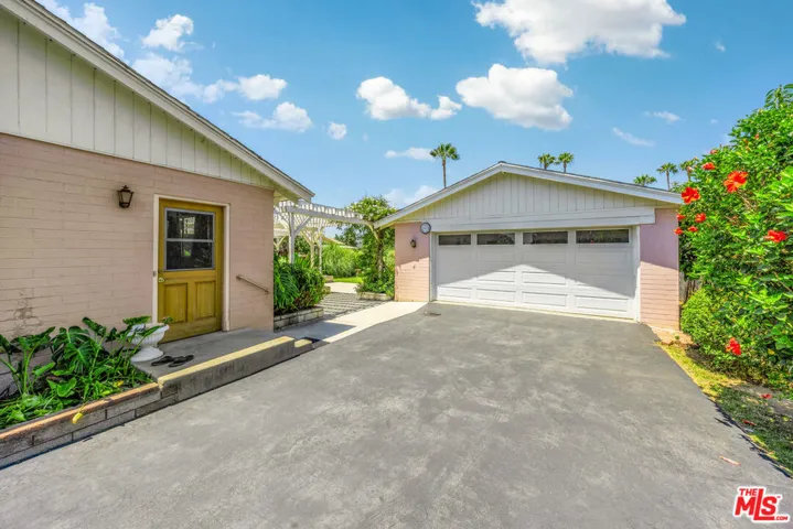 635 Ramona Avenue, La Verne, California 91750