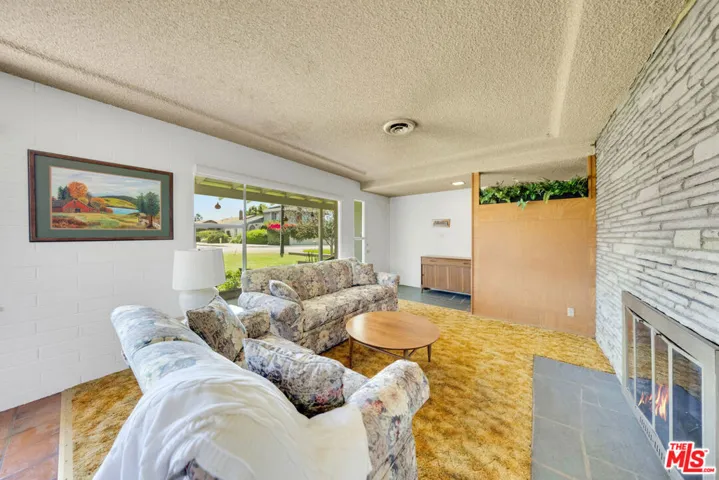 635 Ramona Avenue, La Verne, California 91750