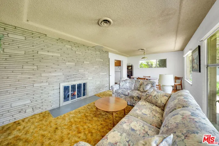 635 Ramona Avenue, La Verne, California 91750