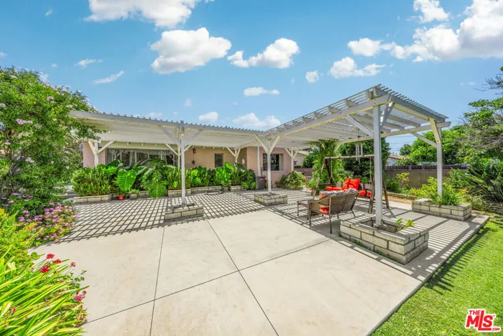 635 Ramona Avenue, La Verne, California 91750