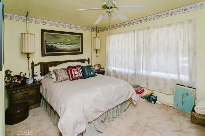 21134 Saticoy, Canoga Park, California 91304