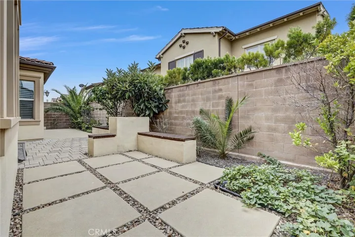 68 Dublin, Irvine, California 92620