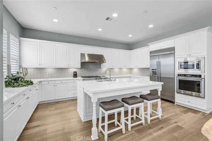 68 Dublin, Irvine, California 92620