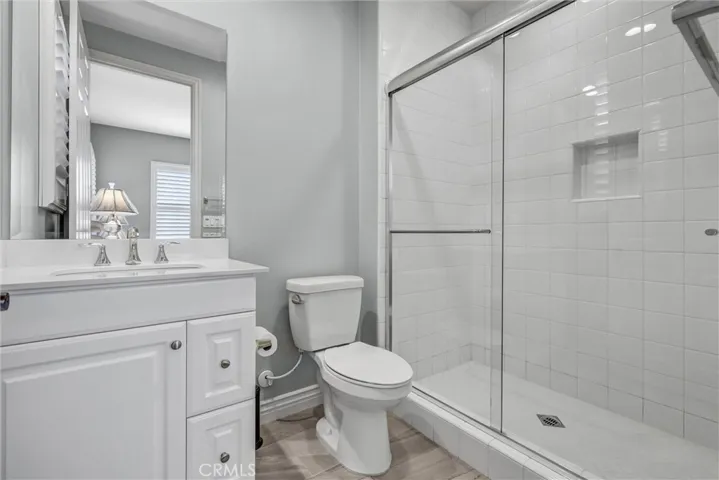 68 Dublin, Irvine, California 92620