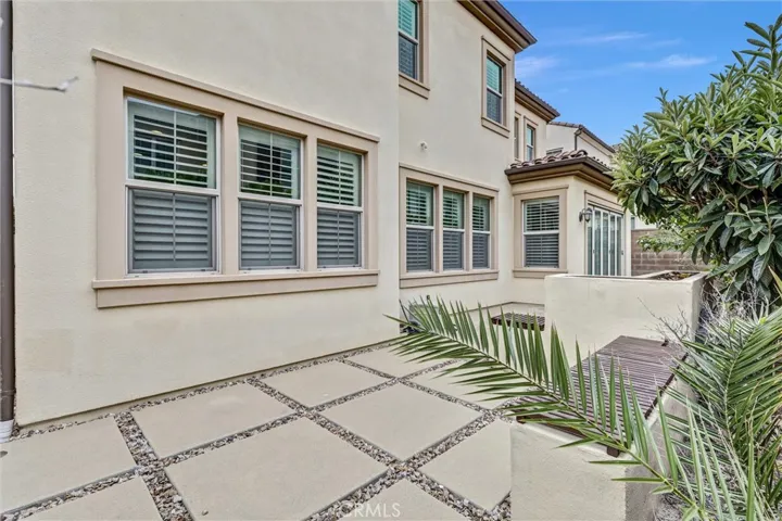 68 Dublin, Irvine, California 92620