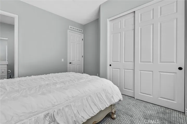 68 Dublin, Irvine, California 92620