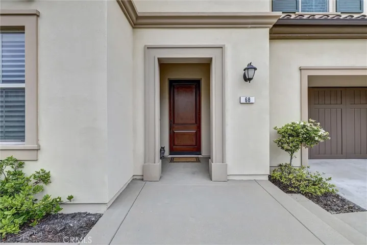 68 Dublin, Irvine, California 92620