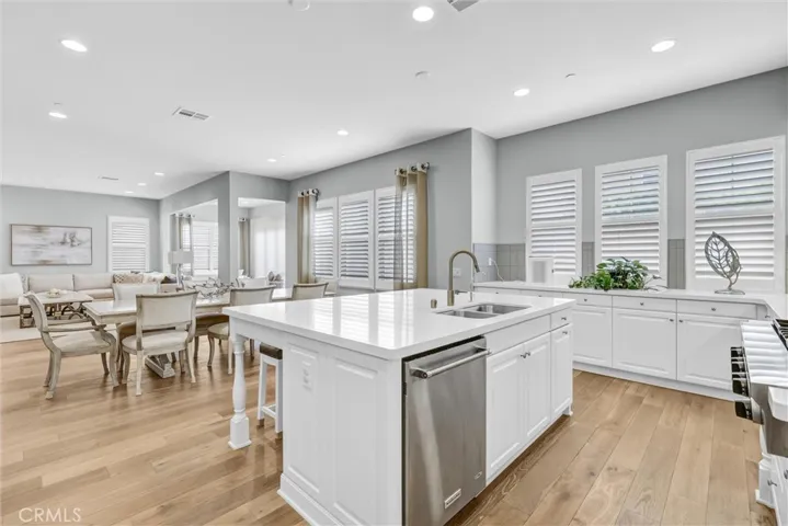 68 Dublin, Irvine, California 92620