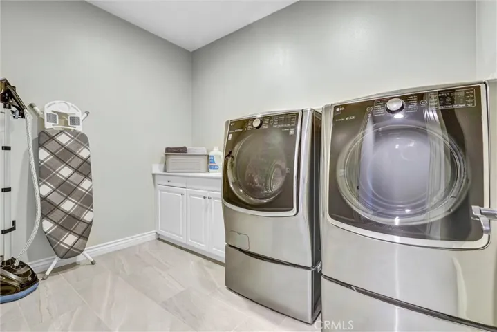 68 Dublin, Irvine, California 92620
