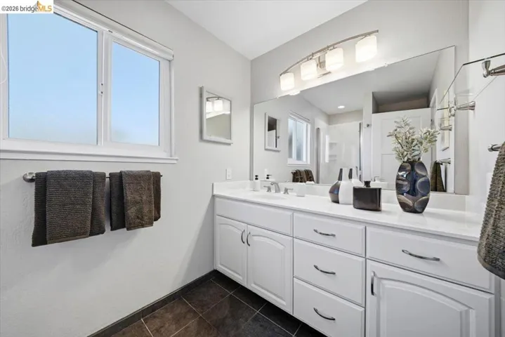 733 Daffodil Way, Concord, California 94518