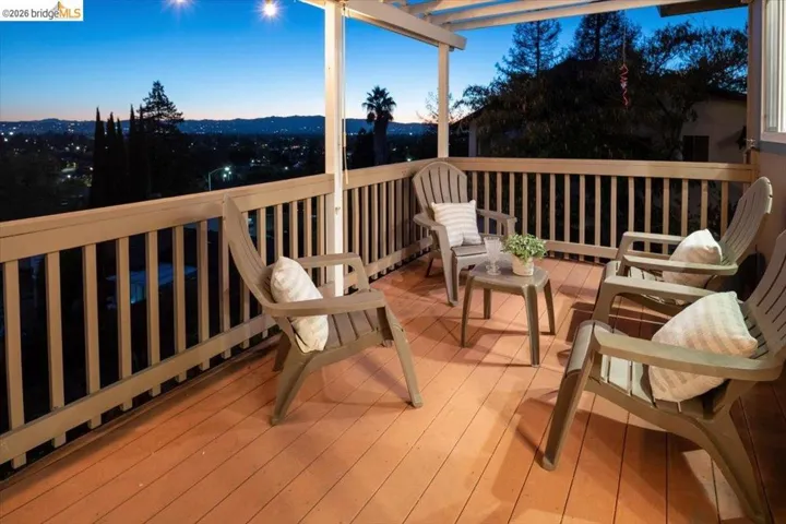 733 Daffodil Way, Concord, California 94518