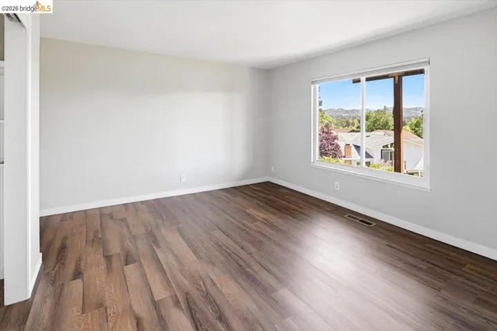 733 Daffodil Way, Concord, California 94518