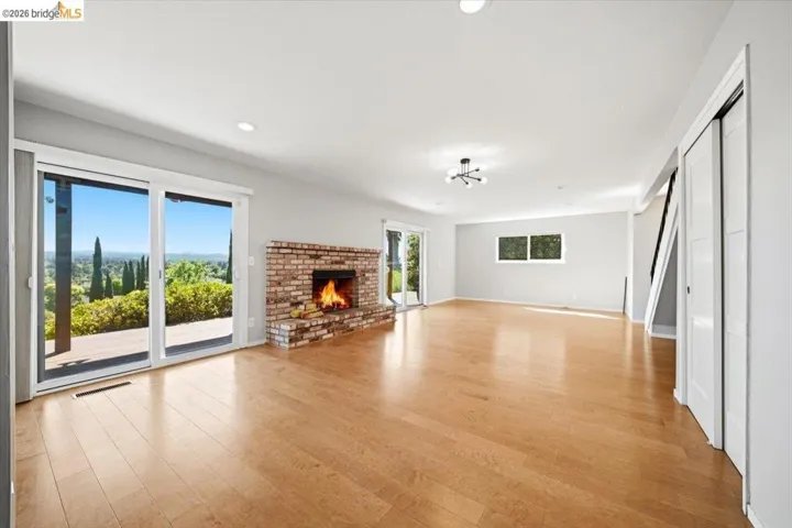 733 Daffodil Way, Concord, California 94518