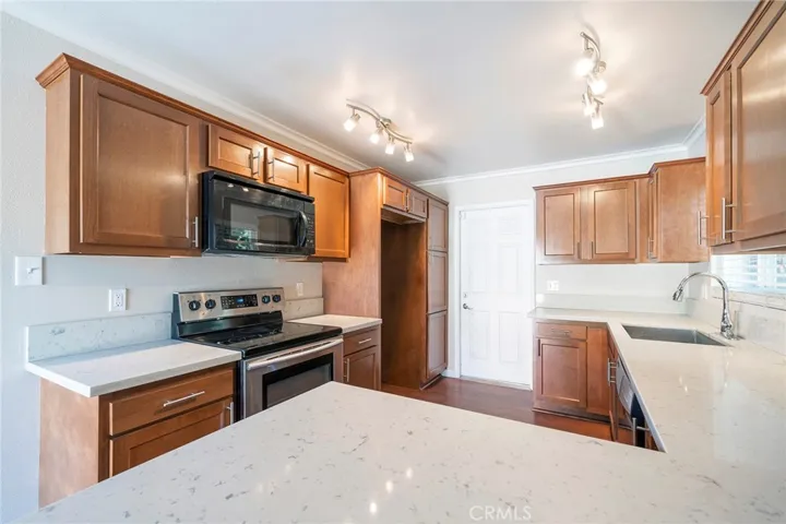 5125 W Crystal, Santa Ana, California 92704