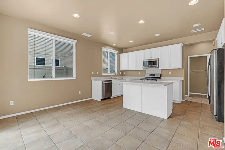 1056 Agate Court Na, Gardena, California 90247