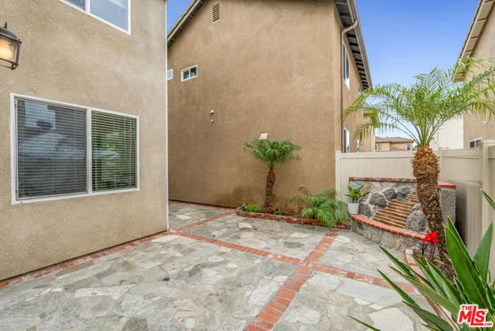 1056 Agate Court Na, Gardena, California 90247