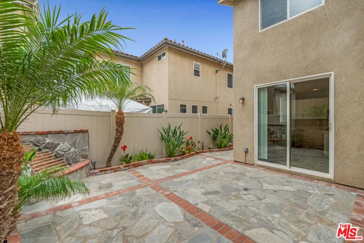 1056 Agate Court Na, Gardena, California 90247