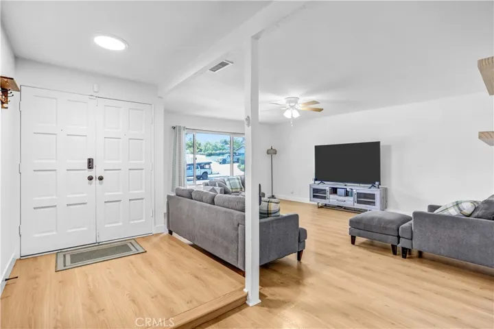 1432 N Erin Avenue, Upland, California 91786