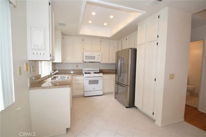 2595 Plaza Del Amo 413, Torrance, California 90503