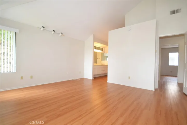 2595 Plaza Del Amo 413, Torrance, California 90503