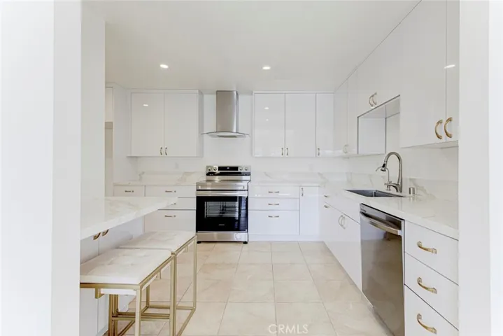 1325 Valley View Road 301, Glendale, California 91202