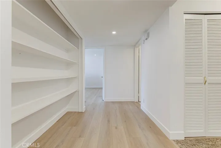 1325 Valley View Road 301, Glendale, California 91202