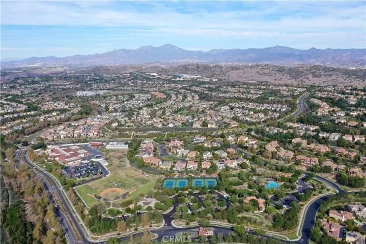 42 Tarleton Lane, Ladera Ranch, California 92694
