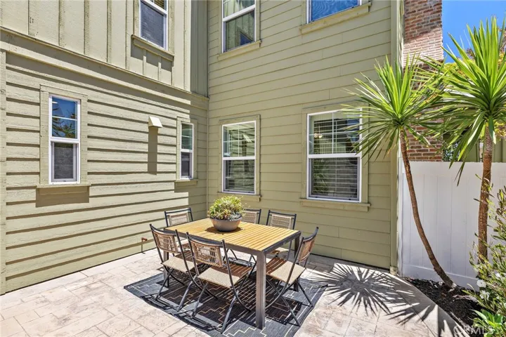 42 Tarleton Lane, Ladera Ranch, California 92694