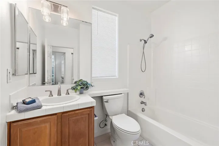 42 Tarleton Lane, Ladera Ranch, California 92694