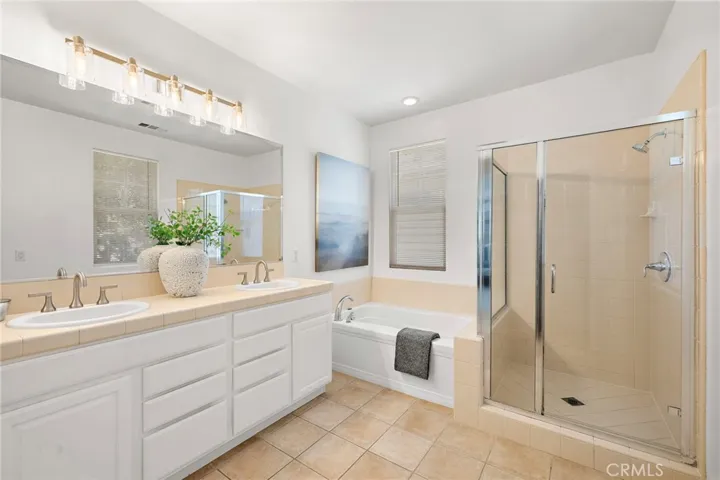 42 Tarleton Lane, Ladera Ranch, California 92694
