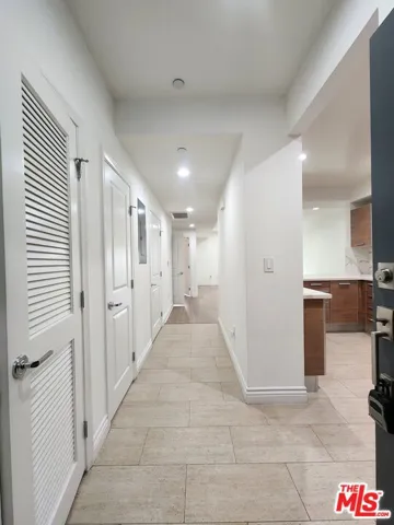 147 S Doheny Drive, Los Angeles, California 90048