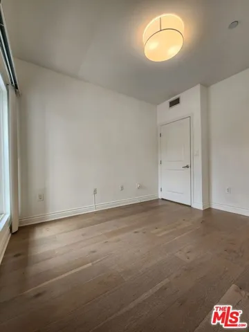 147 S Doheny Drive, Los Angeles, California 90048