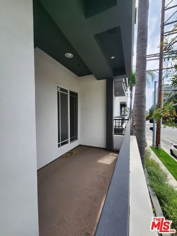 147 S Doheny Drive, Los Angeles, California 90048