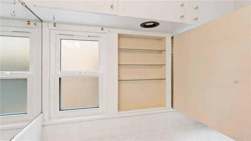 Lighted Mirror Cabinet